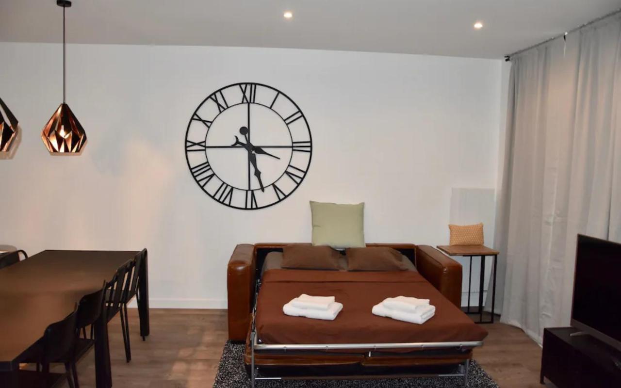 Elégant appartement dans le quartier Concorde à Paris Exterior foto
